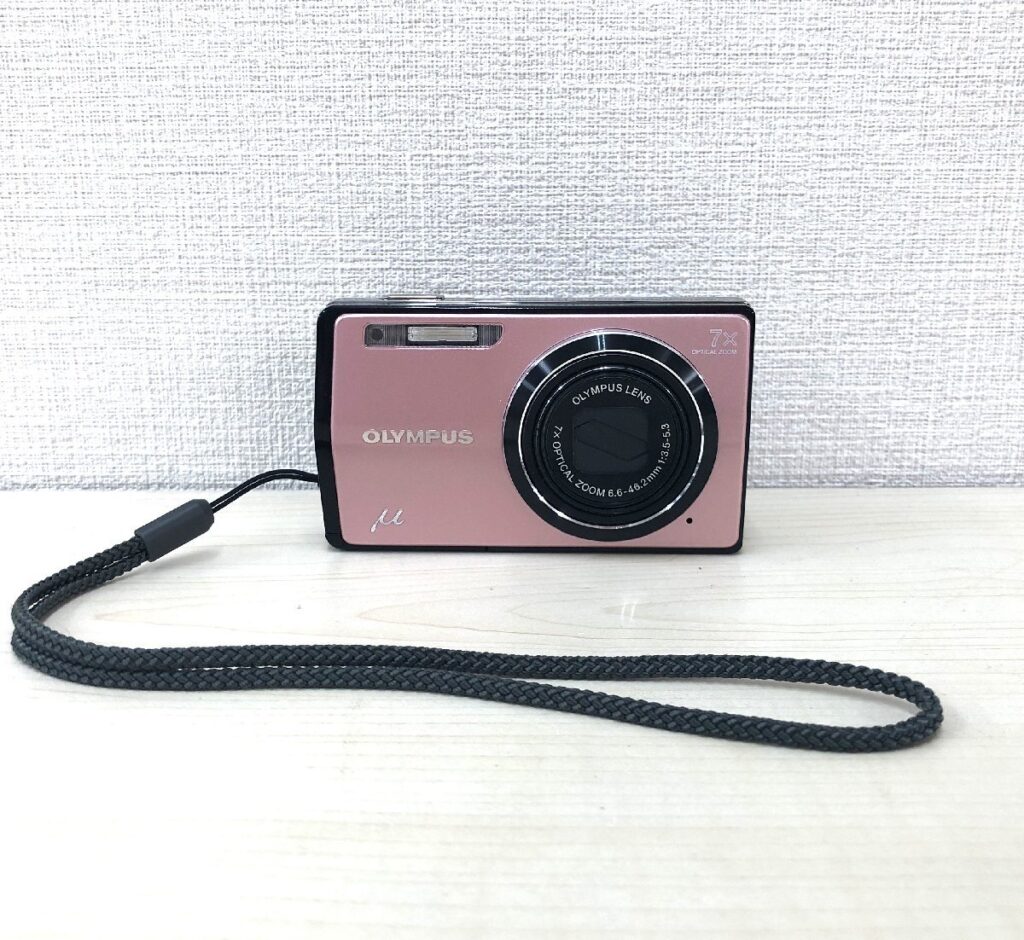 OLYMPUS オリンパス デジタルカメラ 7X μ-7000 12MEGAPIXEL OPTICAL