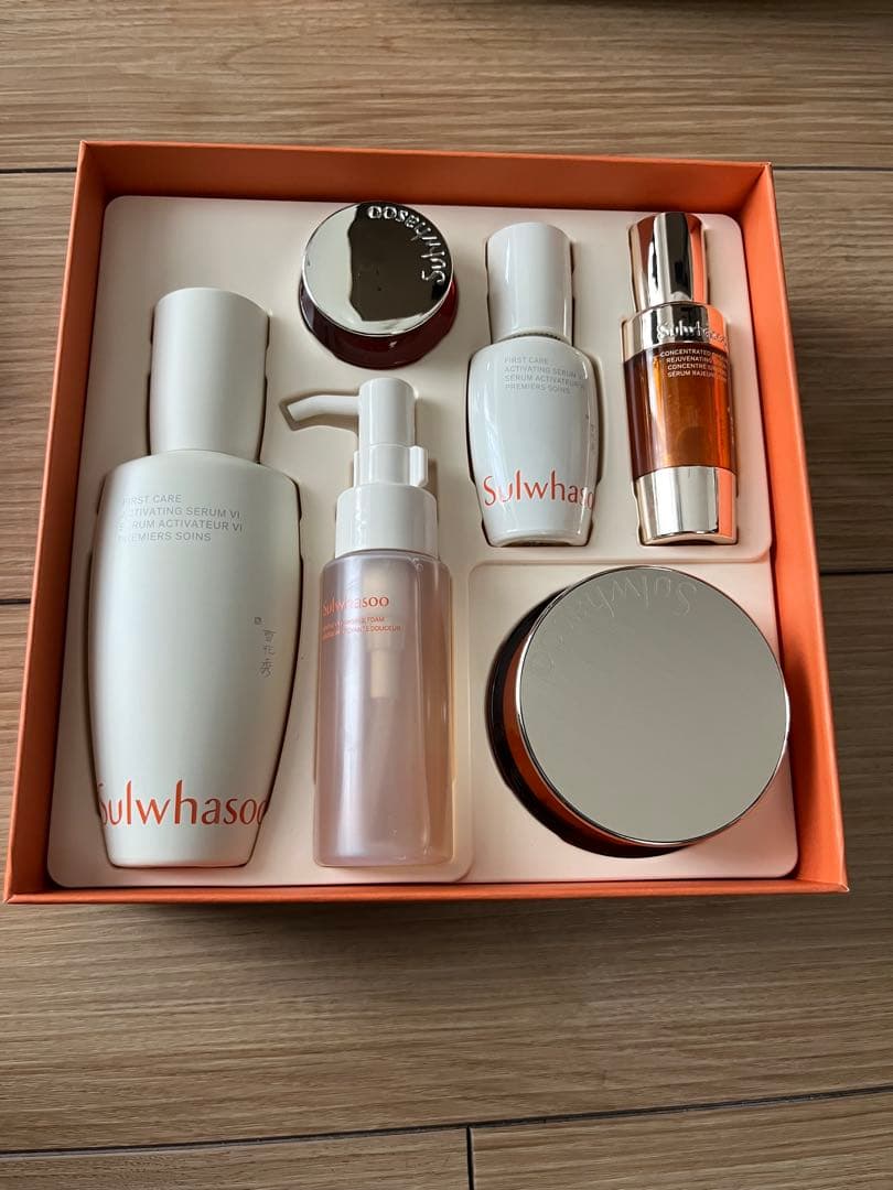 【新品未使用】Sulwhasoo 雪花秀 スキンケアセット リニューアル】雪花秀 ソルファス エッセンシャルスキンケアセット 6点